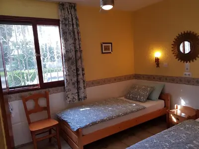 Cama o camas de una habitación en Bungalows Bahamas beside the park and 300m to the beach