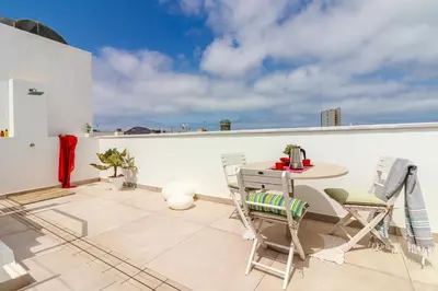 Un balcón o terraza de Sun Suite Canteras I
