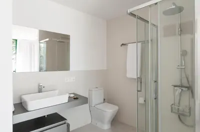 Un baño de Beachfront Apartment Las Burras FA03 by VillaGranCanaria