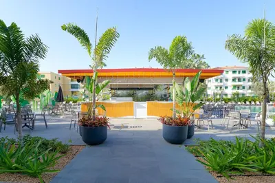 Jardín al aire libre en Ura Hotels Jardín Del Atlántico