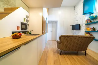 Una televisión o centro de entretenimiento en Eco-Studio Vegueta