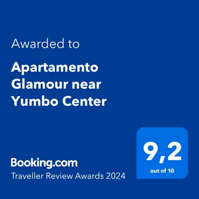Certificado, premio, señal o documento que está expuesto en Apartamento Glamour near Yumbo Center