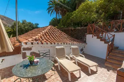 Un balcón o terraza de La Montaña