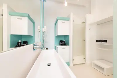 Un baño de HD Acuario Lifestyle