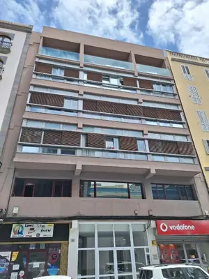 Edificio en el que se encuentra el apartamento
