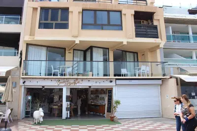 Edificio en el que se encuentra el apartamento