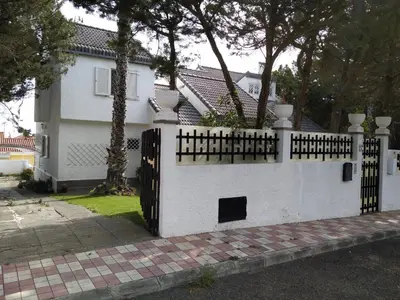 Edificio en el que se encuentra la casa o chalet