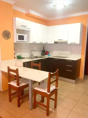 Una cocina o zona de cocina en Sea View V