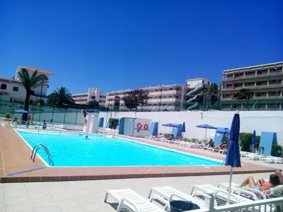 Piscina en o cerca de Playa del Inglés 5 min walk from Yumbo! 512