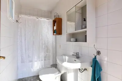 Un baño de Finca Madroñal with Pool in Gran Canaria by VillaGranCanaria