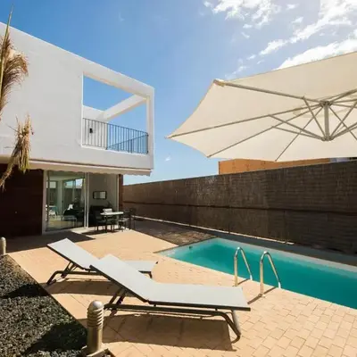 Sunny and quiet duplex
