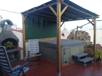 Barbacoa disponible para clientes en la casa o chalet
