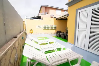 Un balcón o terraza de The Safe Point Residential Castillo