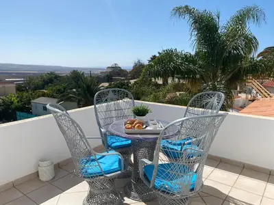 Un balcón o terraza de Villa Carolina with private pool