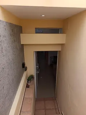 Plano de Casa cerca del campo y la ciudad