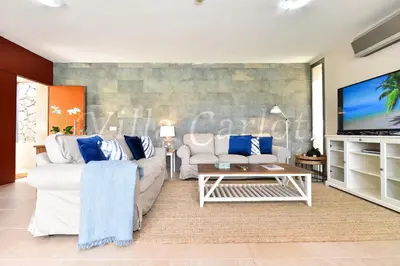 Una televisión o centro de entretenimiento en Casa Carlota Salobre