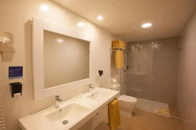 Un baño de Grupotel Orquidea
