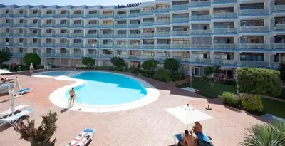 Piscina en o cerca de appartement yumbo europa