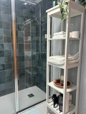Un baño de Habitación con baño privado