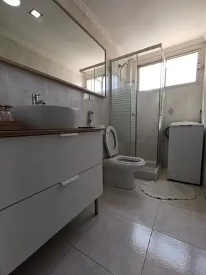 Un baño de KEVIN'S HOUSE - front of YUMBO center in Maspalomas - Playa del Ingles