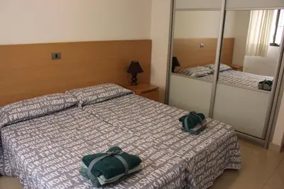 Cama o camas de una habitación en Lord Nelson Las Canteras 3