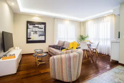 Una televisión o centro de entretenimiento en Home Suite Home Gran Canaria