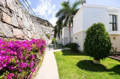 Jardín al aire libre en Sunshine Beach Villas