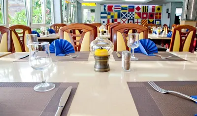 Un restaurante o sitio para comer en Cura Sol