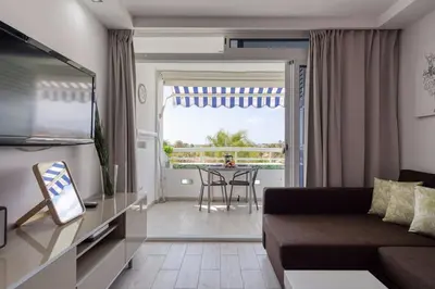 Zona de estar de 4 minutes walk from Yumbo