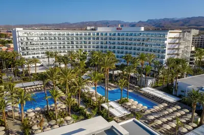 Piscina en o cerca de Hotel Riu Palace Palmeras - All Inclusive