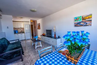 Una cocina o zona de cocina en Blue Views Vivienda Vacacional