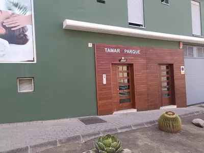 Fachada o entrada de vvases