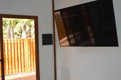 Una televisión o centro de entretenimiento en Villas de Taurito