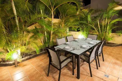 Jardín al aire libre en Meloneras Suites