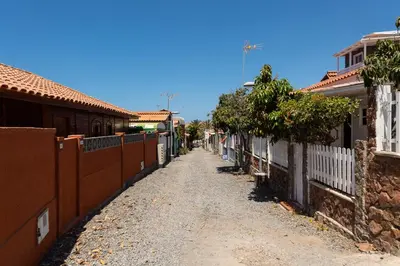 Plano de Camping Cabin - Private Solarium & Pool - BBQ