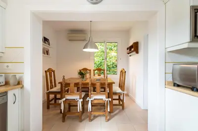Una cocina o zona de cocina en LAS HORTENSIAS WITH PRIVATE POOL
