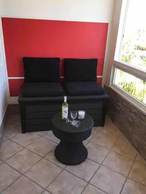 Zona de estar de 5 min walk from Yumbo! 417