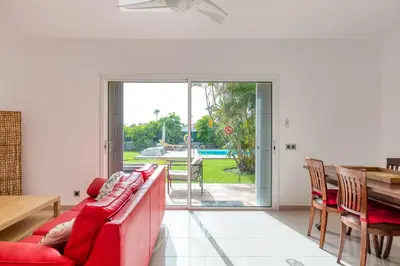 Zona de estar de Bungalows Cordial Macaro Beach