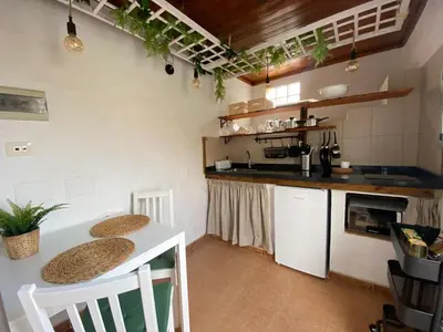 Una cocina o zona de cocina en B&B and Apartments El Charco Azul
