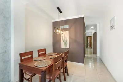 Plano de Spacious apartment in Las Palmas de Gran Canaria - 85 m² with WiFi