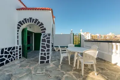 Un balcón o terraza de First Line of The Beach La Garita