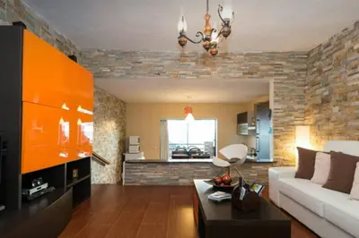 Zona de estar de NORTH CLIFF APARTMENT *The Ocean Beneath your Feet*