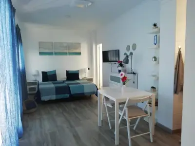 Una televisión o centro de entretenimiento en Vista Canteras