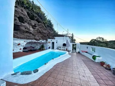 Piscina en o cerca de Casas Cuevas Tecen Valsequillo