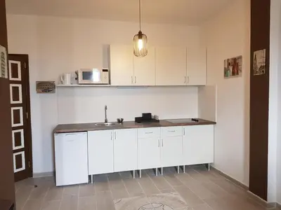 Una cocina o zona de cocina en La Naval 209, 5ºA - LONDRES -