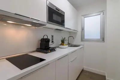 Una cocina o zona de cocina en Blue Sea Canteras Beach Balcony