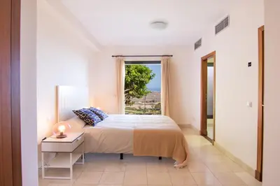 Cama o camas de una habitación en HomeForGuest Salobre Villa, 5pax, pool and great views