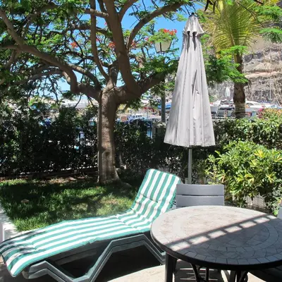 Jardín al aire libre en Little Venice Apartment in Puerto de Mogan by El Sirocco