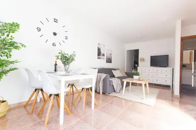 Una televisión o centro de entretenimiento en Acogedor Apartamento Gara 54 Arguineguin