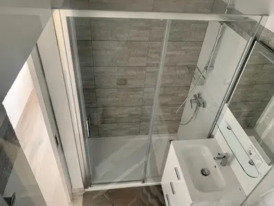 Un baño de Calm, Cosy and Bright apartment renovated in playa del ingles- WiFi free